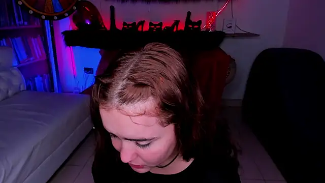 Shyfantasies webcam