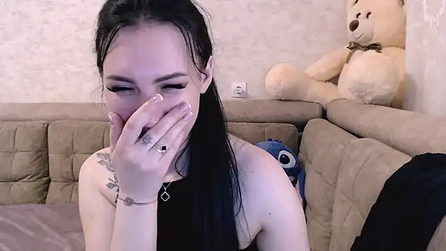 MisssShy_ webcam