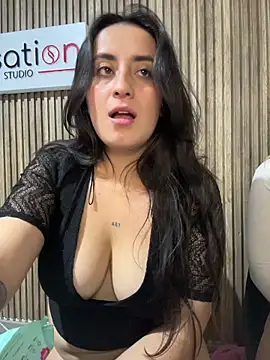 Antonella_Julieta live sex cam