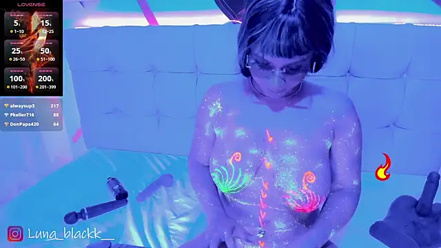Luna_blackk webcam