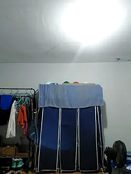 thom_1 webcam