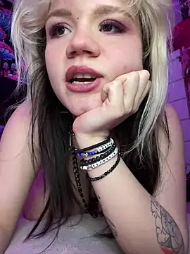 Cutiepiespanks live show