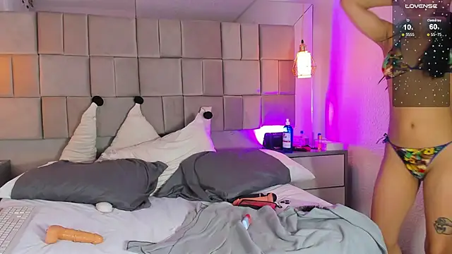 emily_carter2 webcam