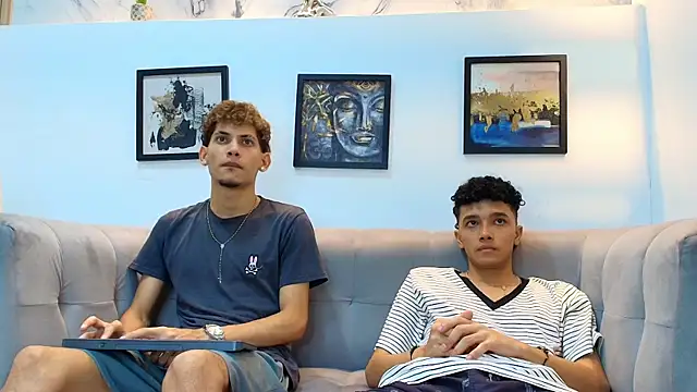 YOUNG_BOYS_HELL webcam