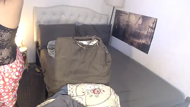 NinaDOM4CUM webcam