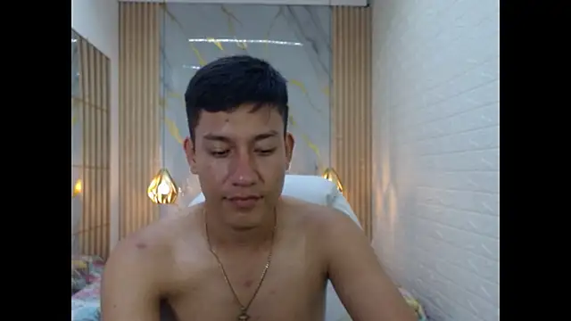 dominantboy4 (M twink) - cum show