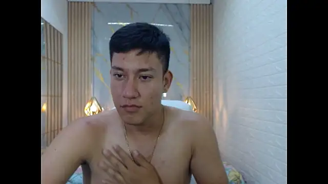dominantboy4 (M twink) - cum show