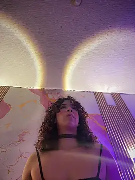 Woo_isDaphne webcam