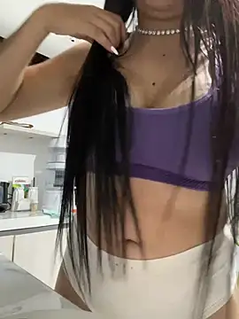 _MadiLee_ webcam