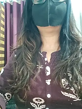 Webcam Model (Aishwaryaa_69)  is live.Free join now!