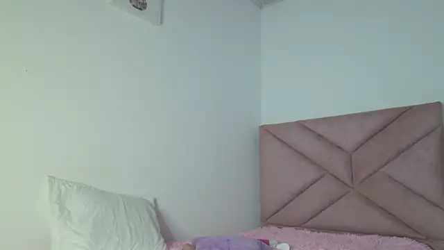 eva_sin18 - Eva_sin18's free webcam - UK Sex Cams
