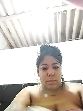 emma_purple_ webcam