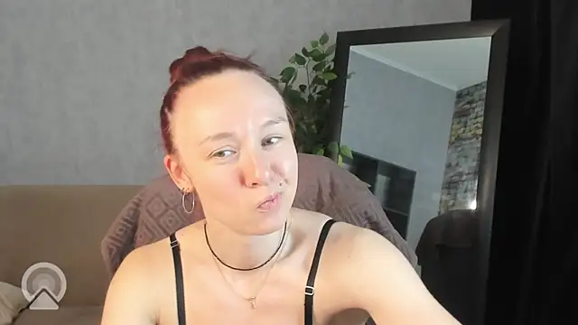 Spoty_Kate_ webcam
