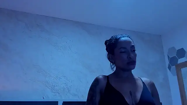 Natalia_Cruzz webcam