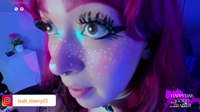 Leah_cherry webcam