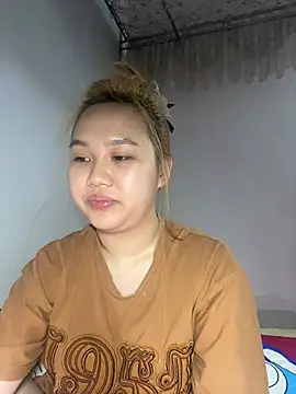 Almira6868 webcam