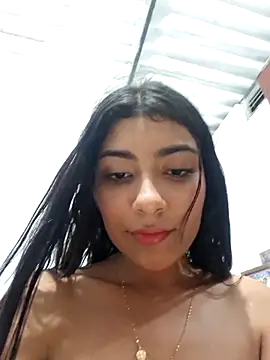 Webcam Model (Sweed-virgin-pussy) is live