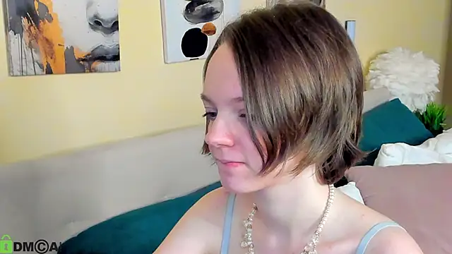 Olivia_Riesz webcam