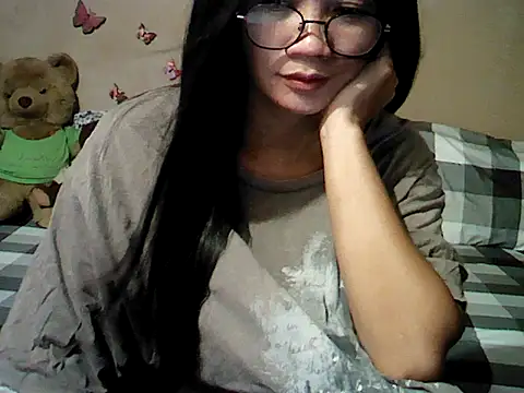 mia_rein - Mia_Rein's free webcam - UK Sex Cams