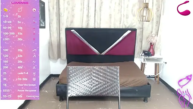 luisa__torres webcam