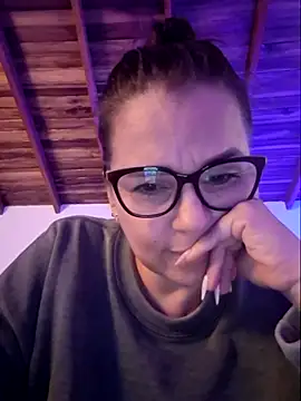 MariaPau_83 webcam