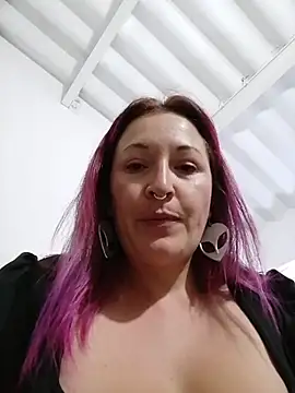 sophie_banger (G milf) - Naked Fuck with friend 2nd round 5 min