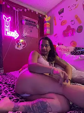 transexualjade95 (T young) - BreastImplants (.)(.) and Car 🚗 BigGoal