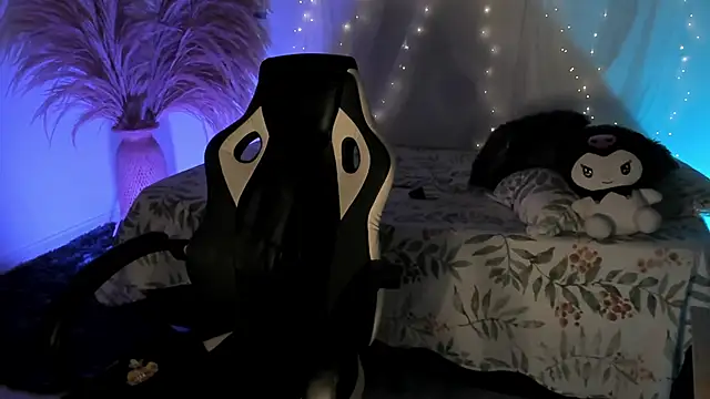 SarahCastro1_ webcam