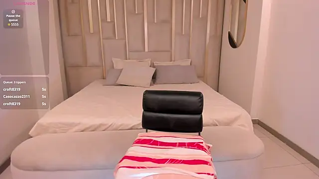 RebeccaWest webcam
