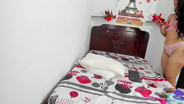 Aura_velour21 webcam