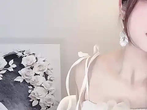 KiKi-011 webcam