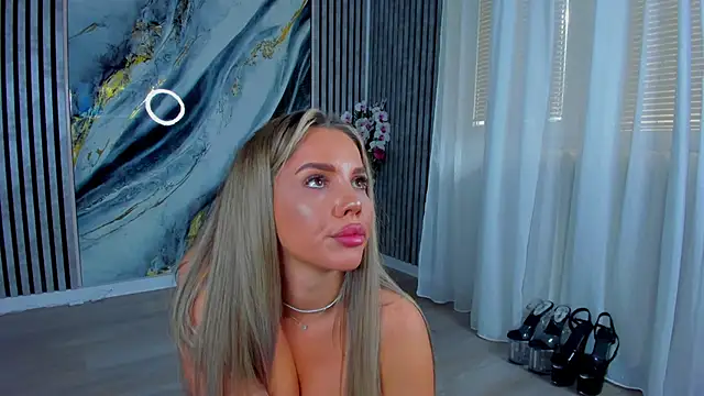 VivienCarter webcam