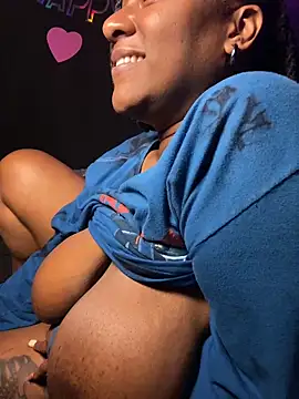 GirthGoddessCoco webcam
