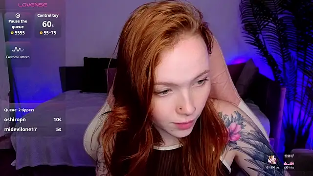 Maya_Light webcam
