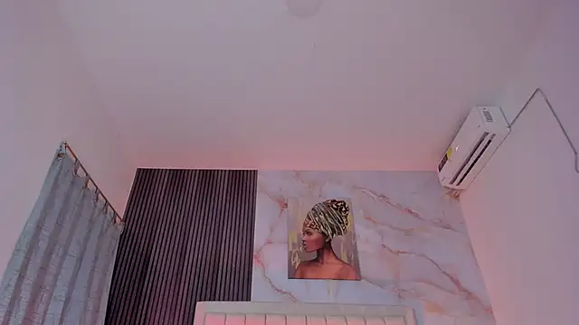 pinky_peach webcam