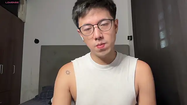 Addictiveboi webcam
