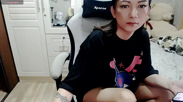 NastyMistressHUGEx webcam
