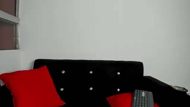 cirosky_elchicopolla webcam