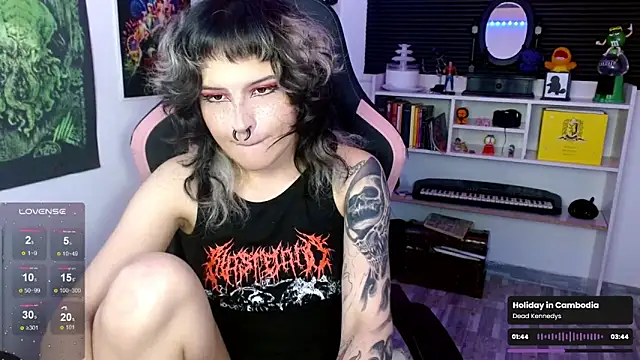 neena_nyx_ webcam