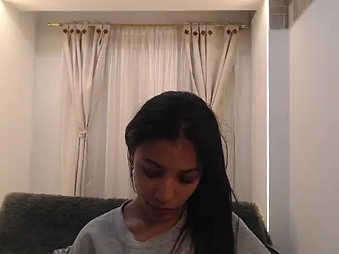 Scarleet_miaa webcam