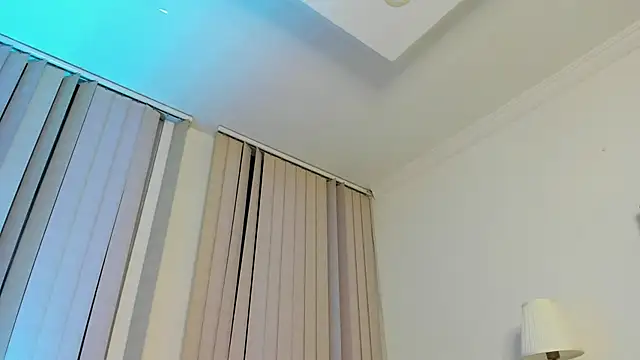 miss_valka webcam