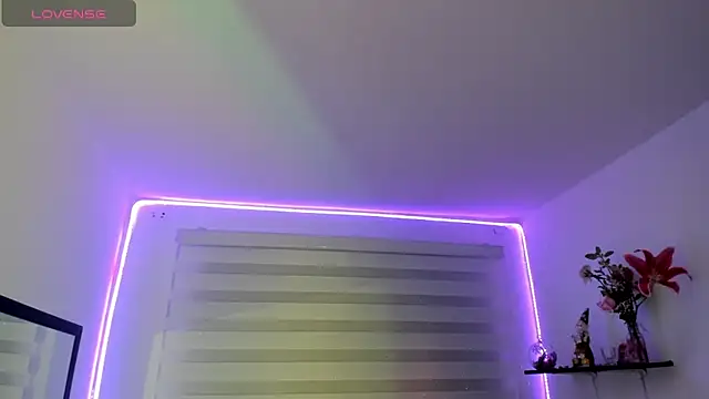 Agatha_Marin webcam
