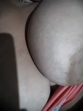 yasminn75 webcam