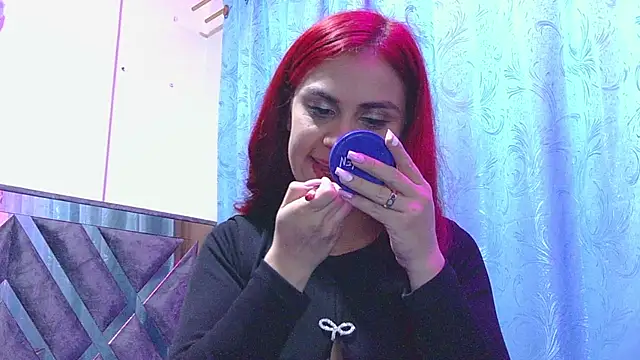 tinny_emiily webcam