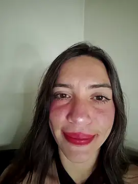 loveuu-bae webcam