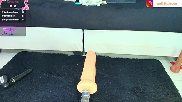 april_jhonsson webcam
