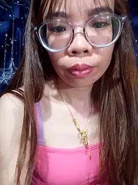 __Mai-love19__ webcam