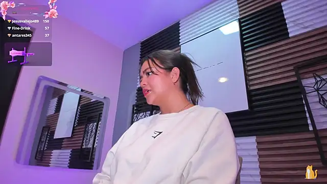 KimDevinne webcam