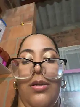 Jessyivonne webcam