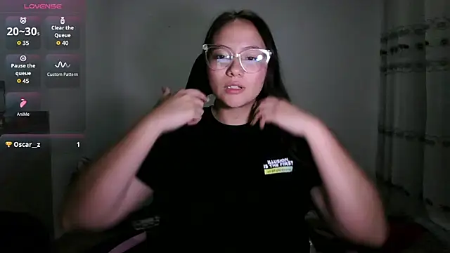 LOLA_R_ webcam